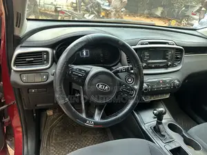 Kia Sorento 4dr SUV 2016 Red