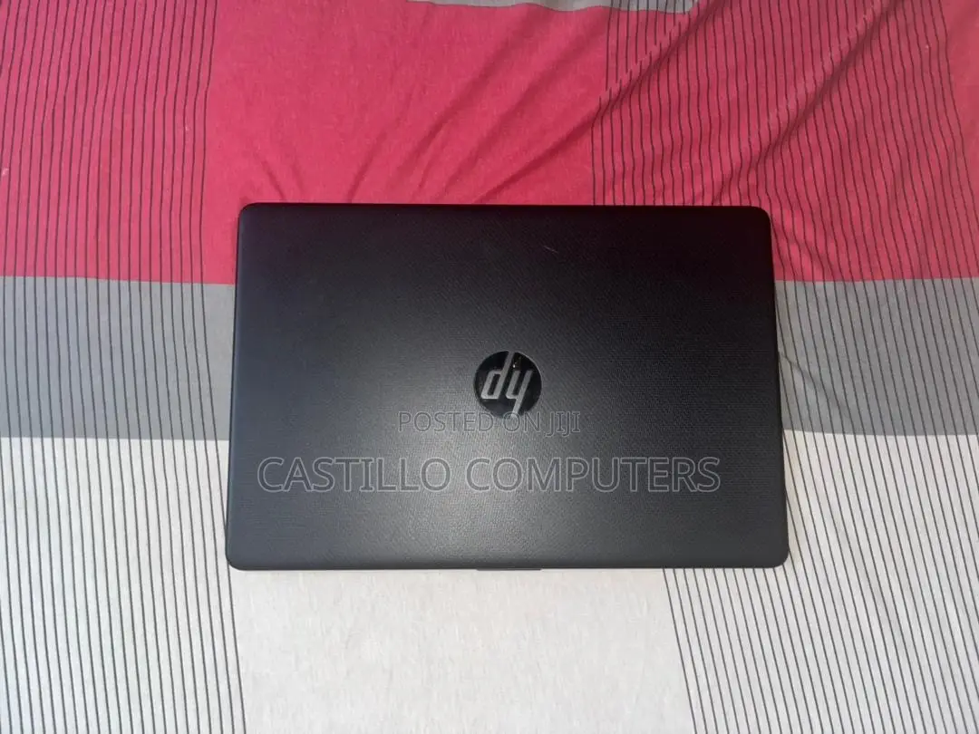 Laptop HP 15 8GB AMD Ryzen 5 SSD 256GB