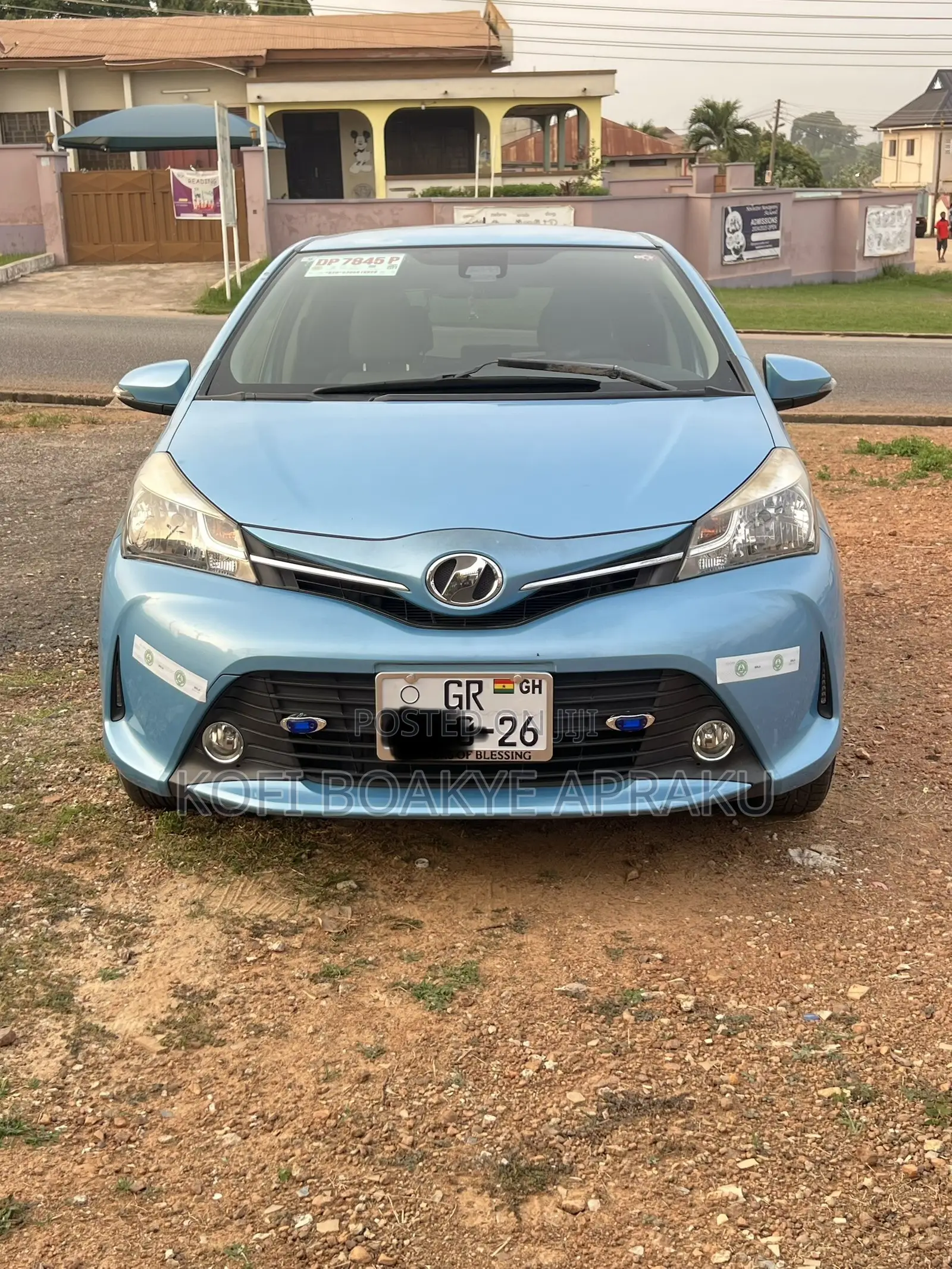 Toyota Vitz 1.3 FWD 5dr 2016 Blue