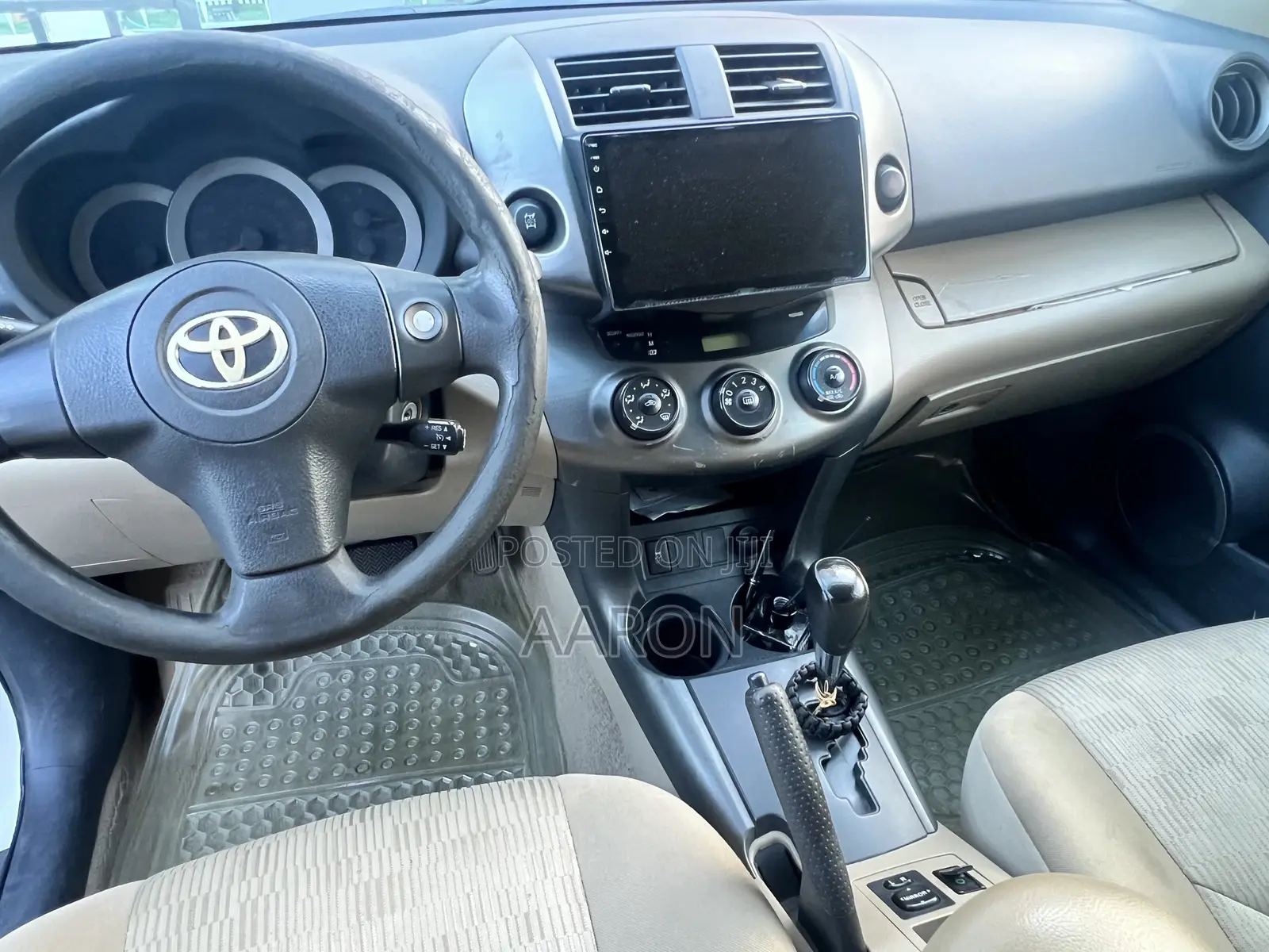 Toyota RAV4 2.5 Limited 2010 White