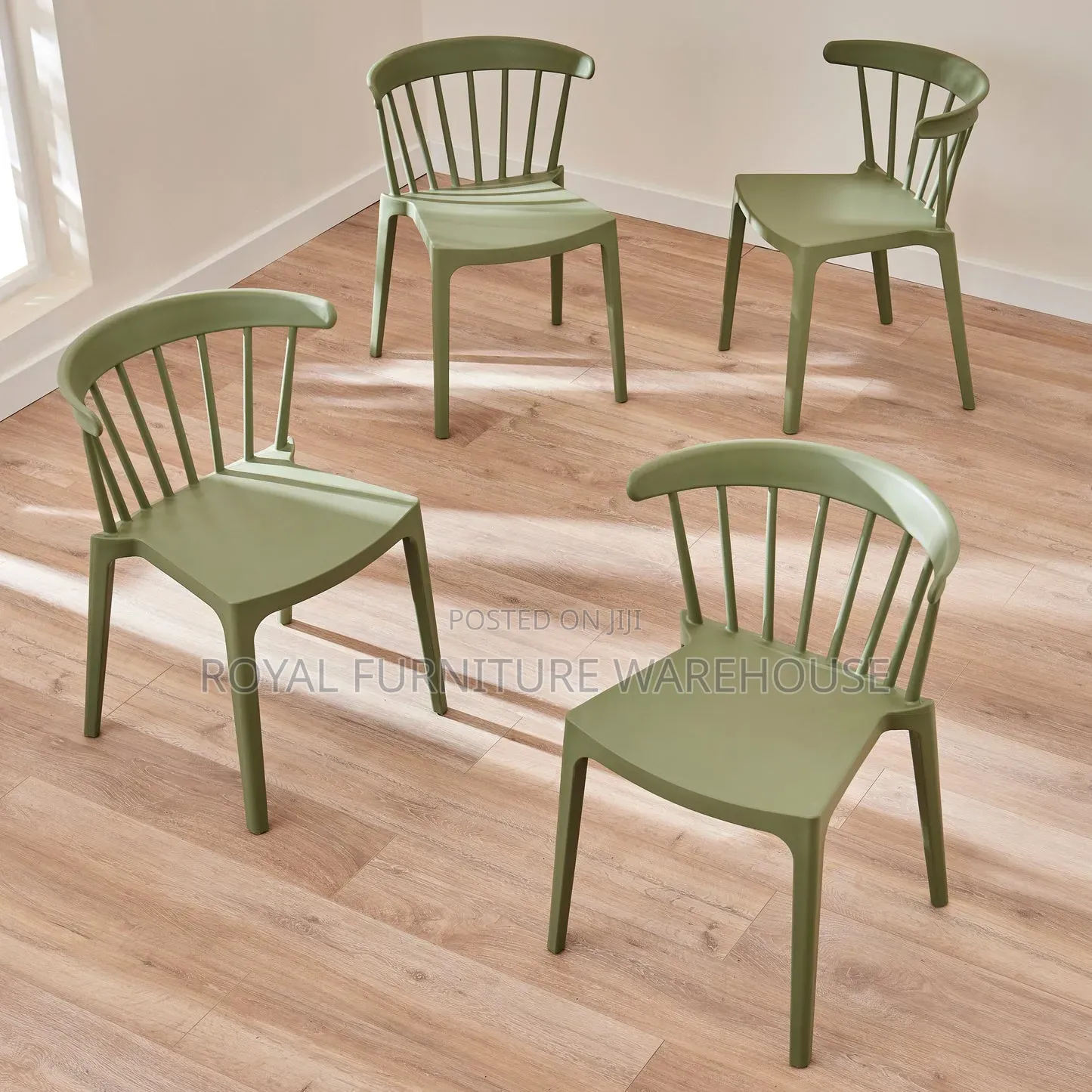 Modern Molded Plastic Plastic Chair ()