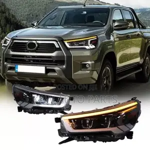 2021,2022,2023,2024,2025 Headlight for Toyota Hilux