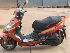 Kymco Xciting 2012 Orange