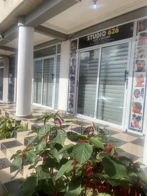 Double Store / Office Shop With Sliding Glass Doors for Rent or Lease