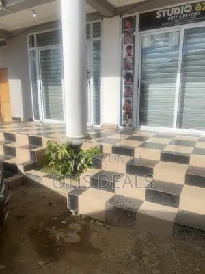 Double Store / Office Shop With Sliding Glass Doors for Rent or Lease