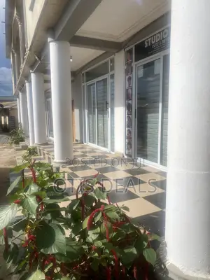 Double Store / Office Shop With Sliding Glass Doors for Rent or Lease