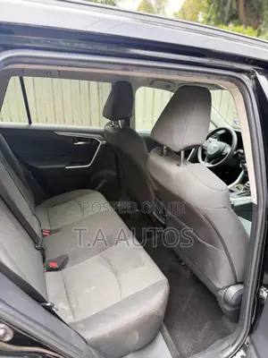 Toyota RAV4 XLE AWD 2023 Black
