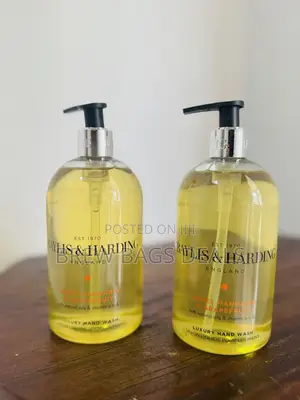 Baylis & Harding Signature Anti-Bacterial Luxury Hand Wash