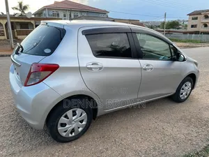 Toyota Vitz 1.3 AWD 3dr 2013 Silver