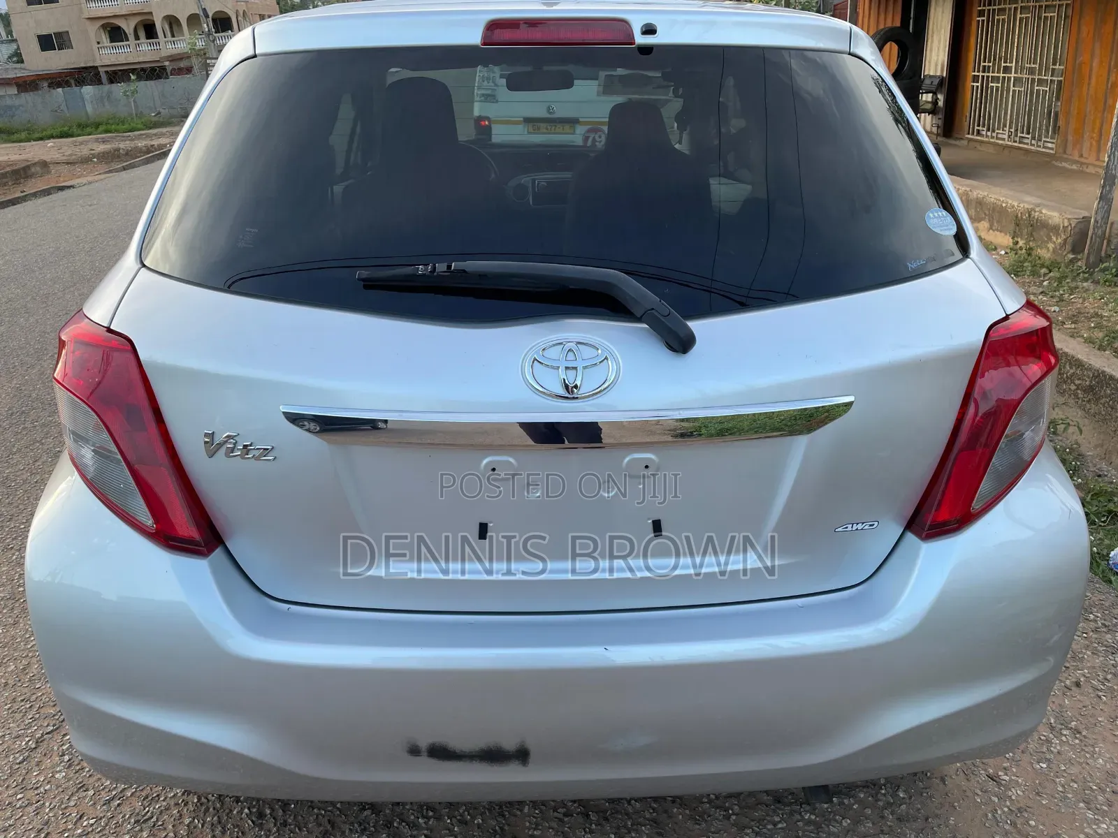 Toyota Vitz 1.3 AWD 3dr 2013 Silver