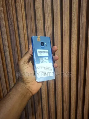 New Samsung Galaxy S9 64 GB Blue