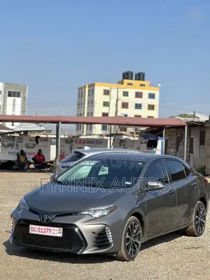 Toyota Corolla XSE (1.8L 4cyl 2A) 2018