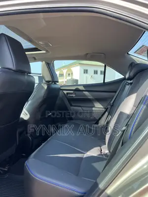 Toyota Corolla XSE (1.8L 4cyl 2A) 2018