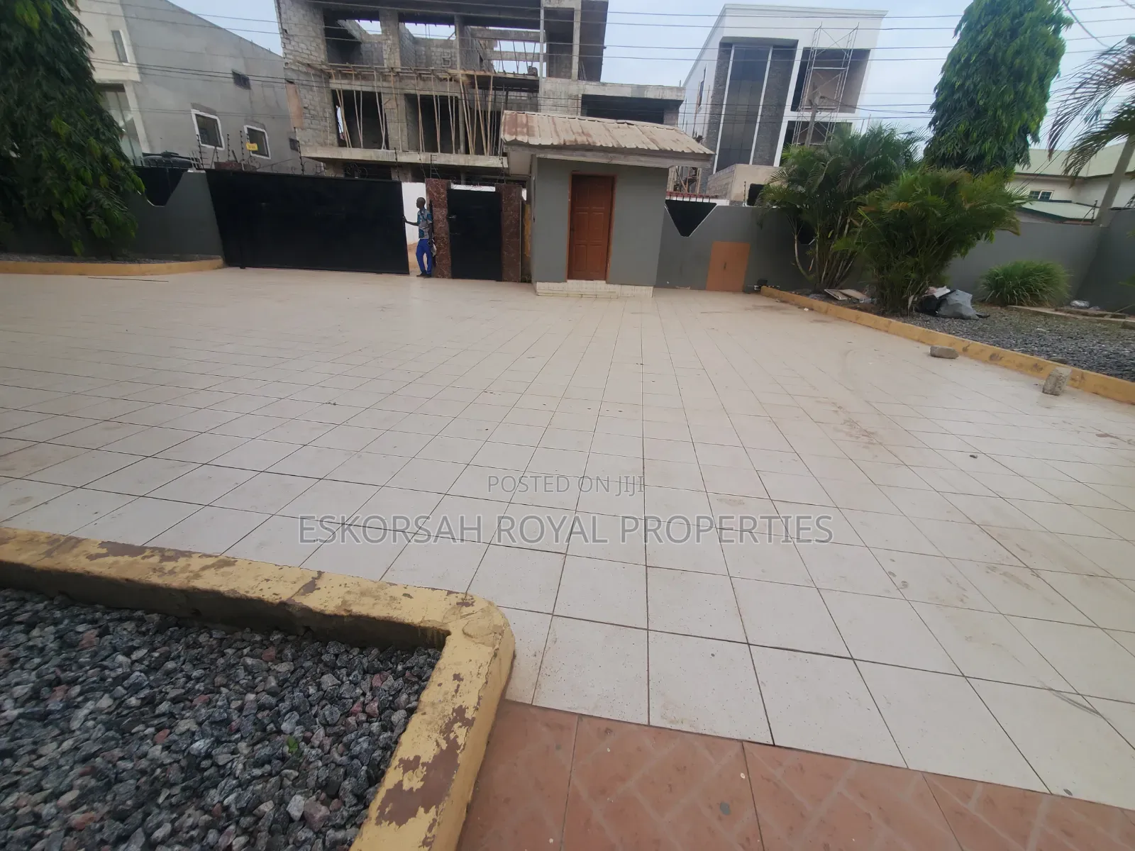 6bdrm House in Adjiringanor, Ability for rent
