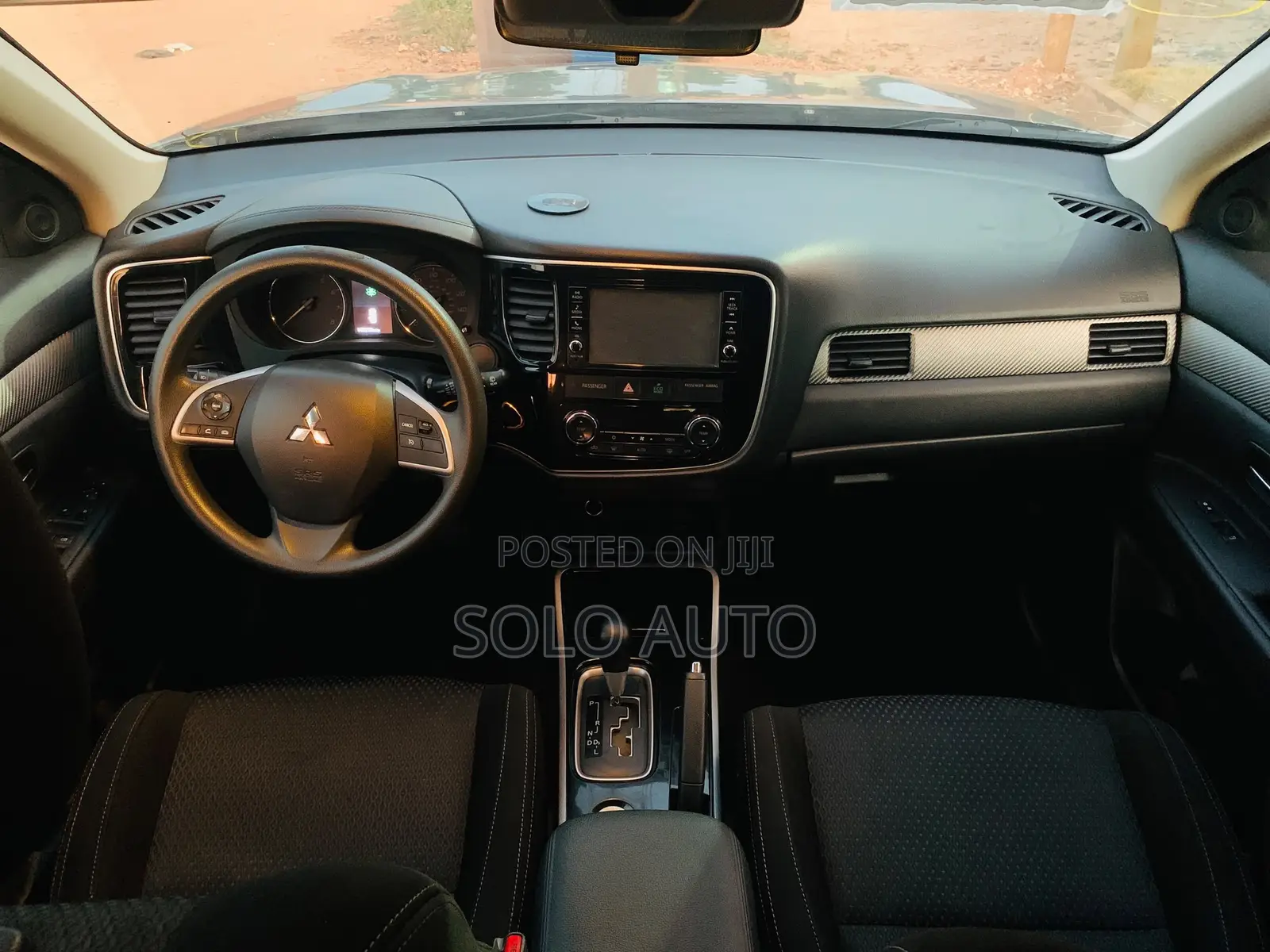 Mitsubishi Outlander 2018 Brown