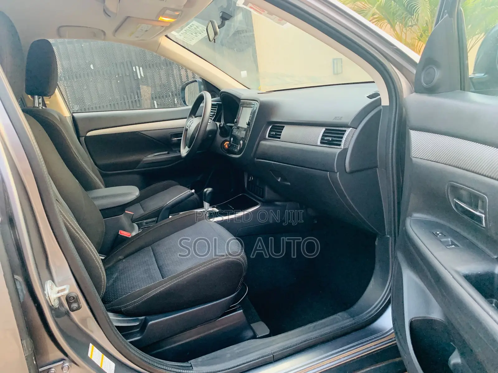 Mitsubishi Outlander 2018 Brown