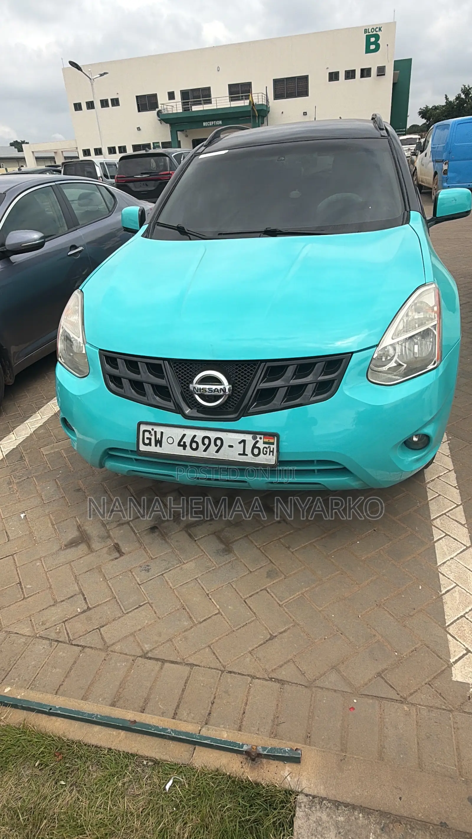 Nissan Rogue SV 2012