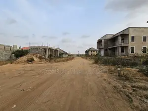 Tema Community 25-Berverly Hills-the Turnkey Luxury Plot