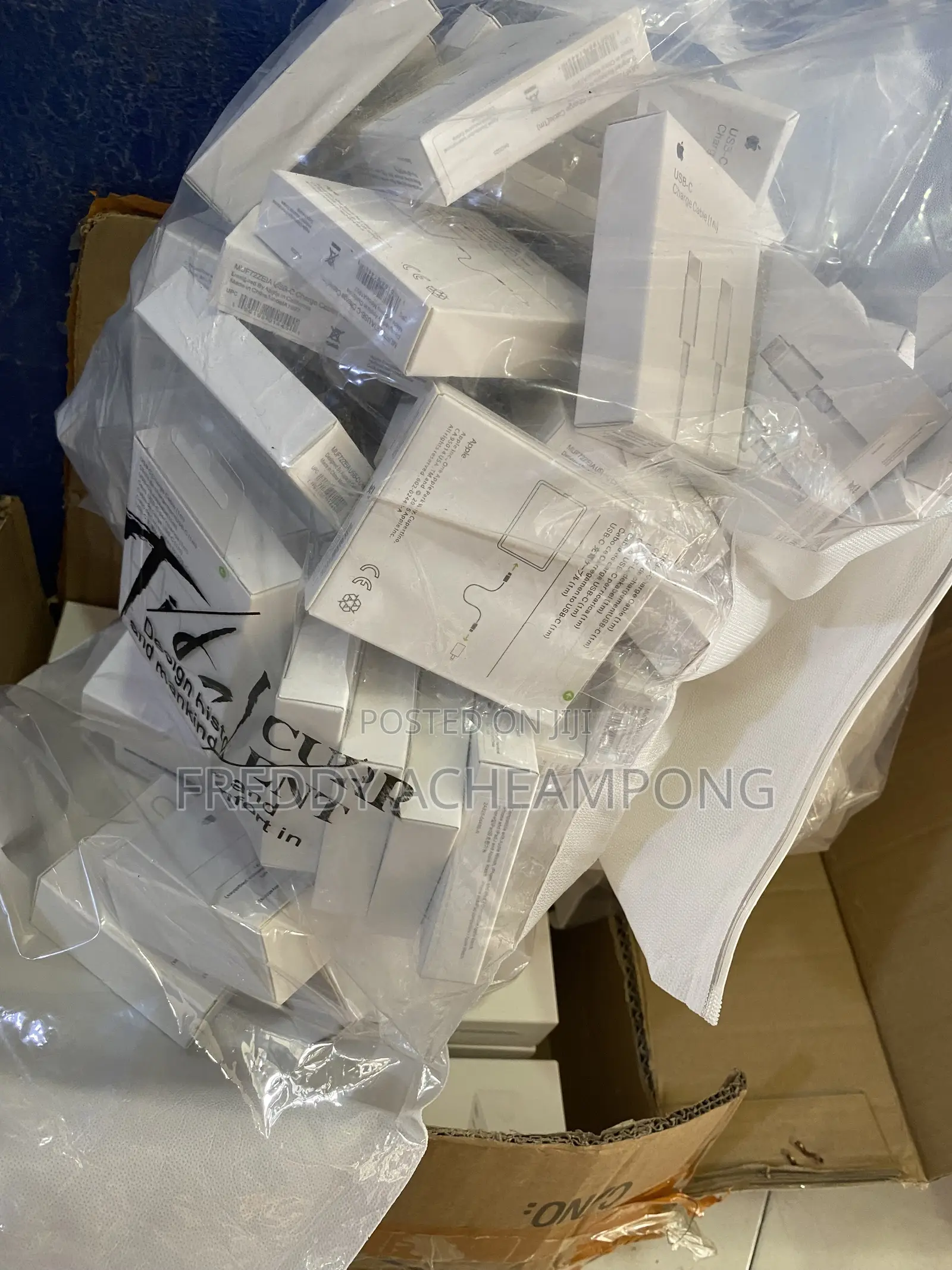 20W Uk iPhone Chargers for Bulk Purchases