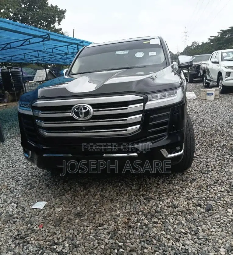 Toyota Land Cruiser Prado 2022 Black