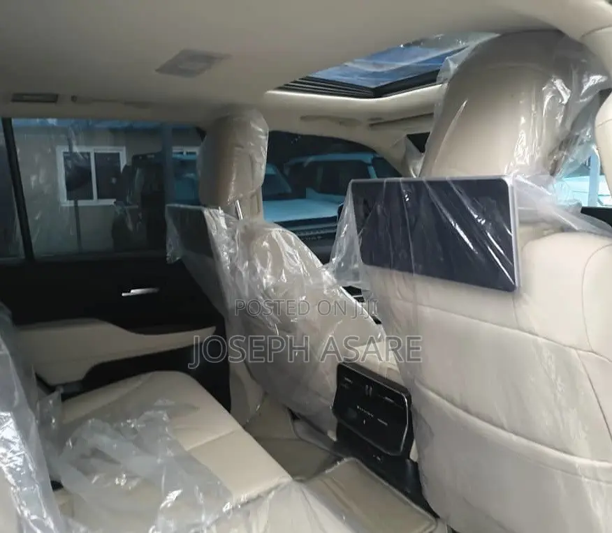 Toyota Land Cruiser Prado 2022 Black