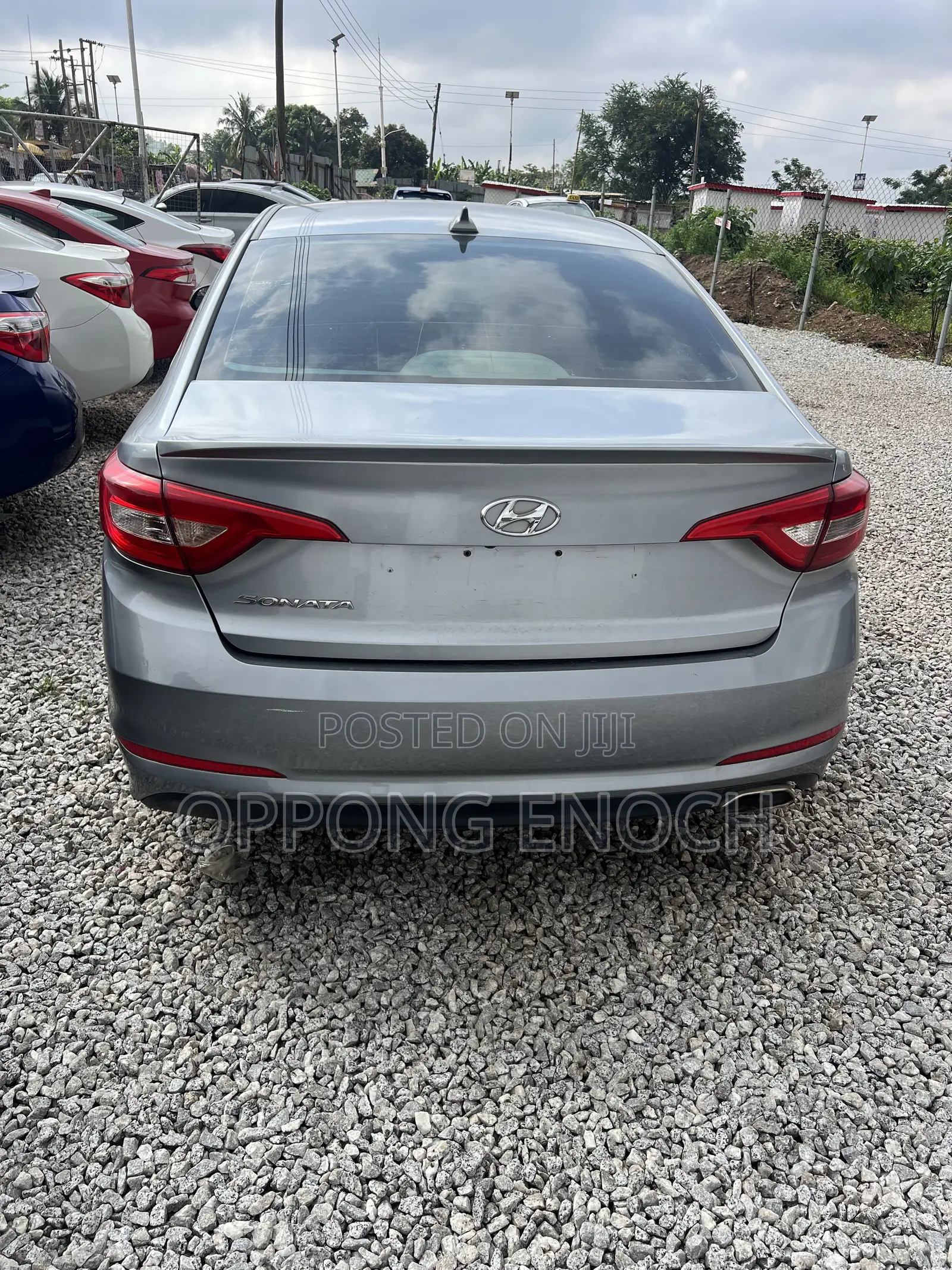 Hyundai Sonata Base Sedan FWD (2.4L 4cyl 6A) 2016 Gray