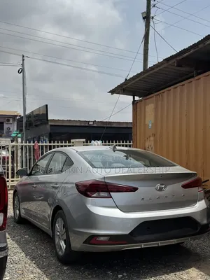 Hyundai Elantra SEL 2020 Silver