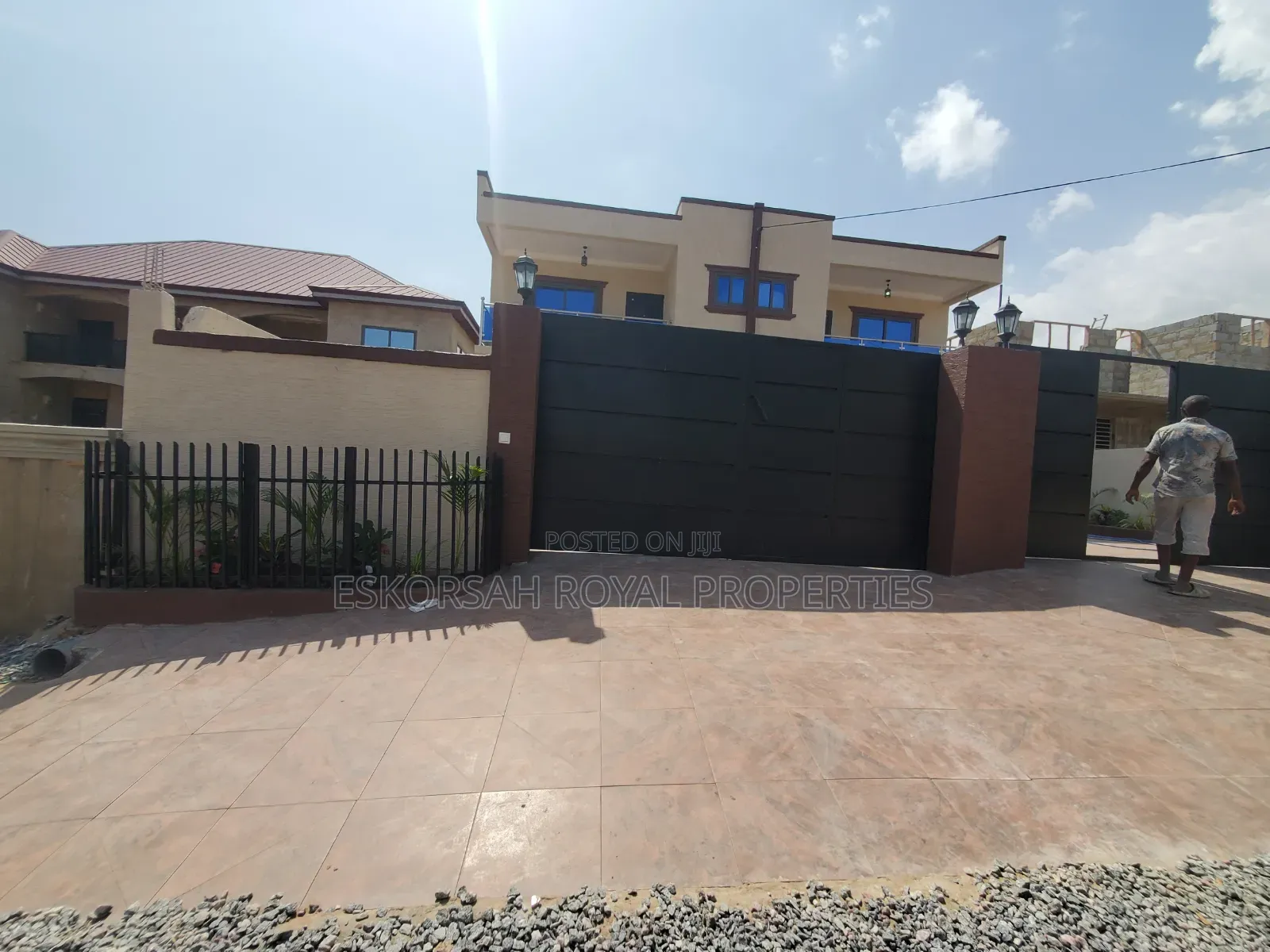 3bdrm House in Kwabenya  Acp for sale