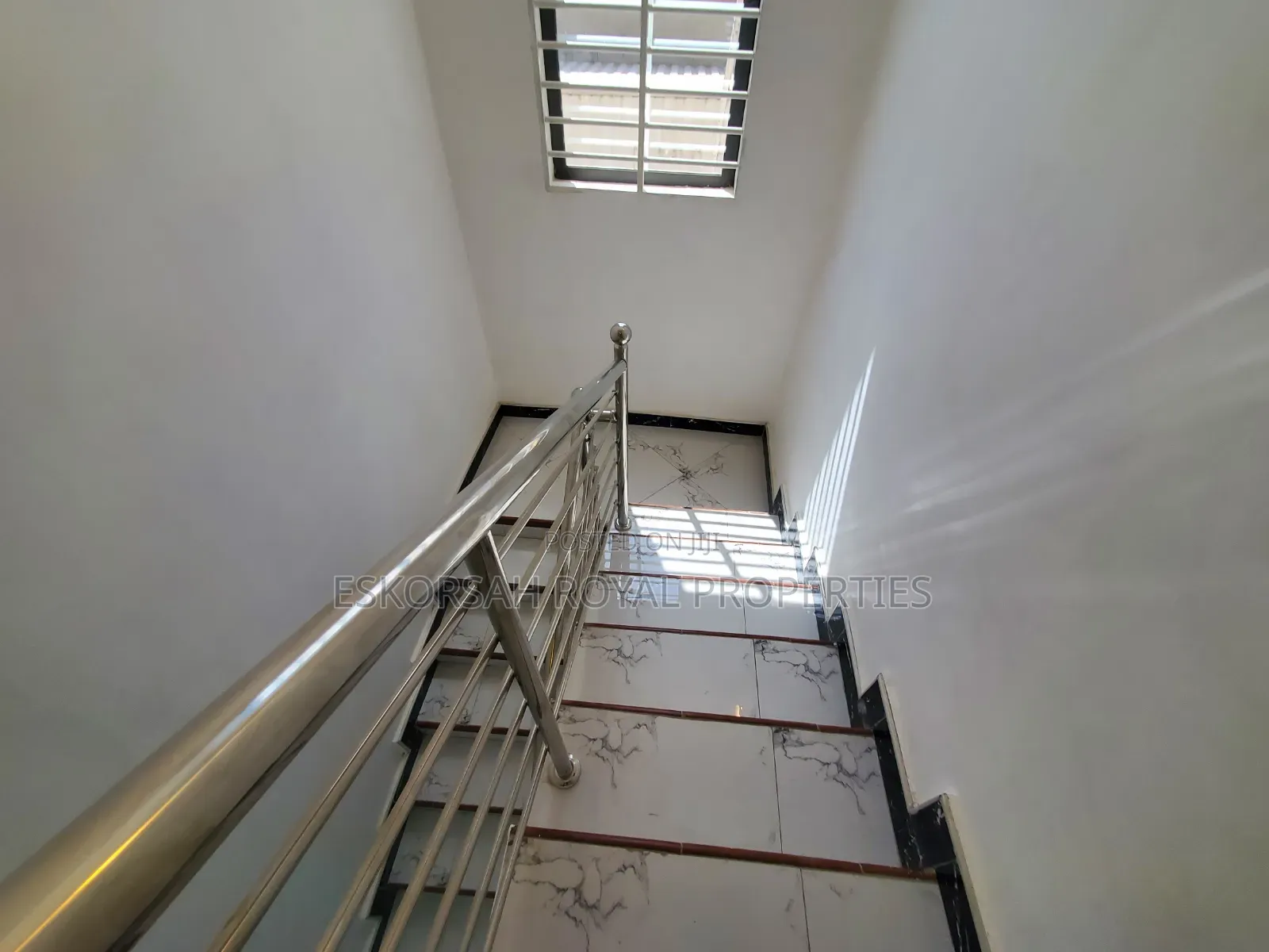 3bdrm House in Kwabenya  Acp for sale