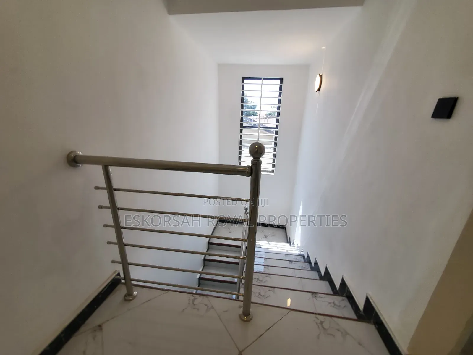 3bdrm House in Kwabenya  Acp for sale
