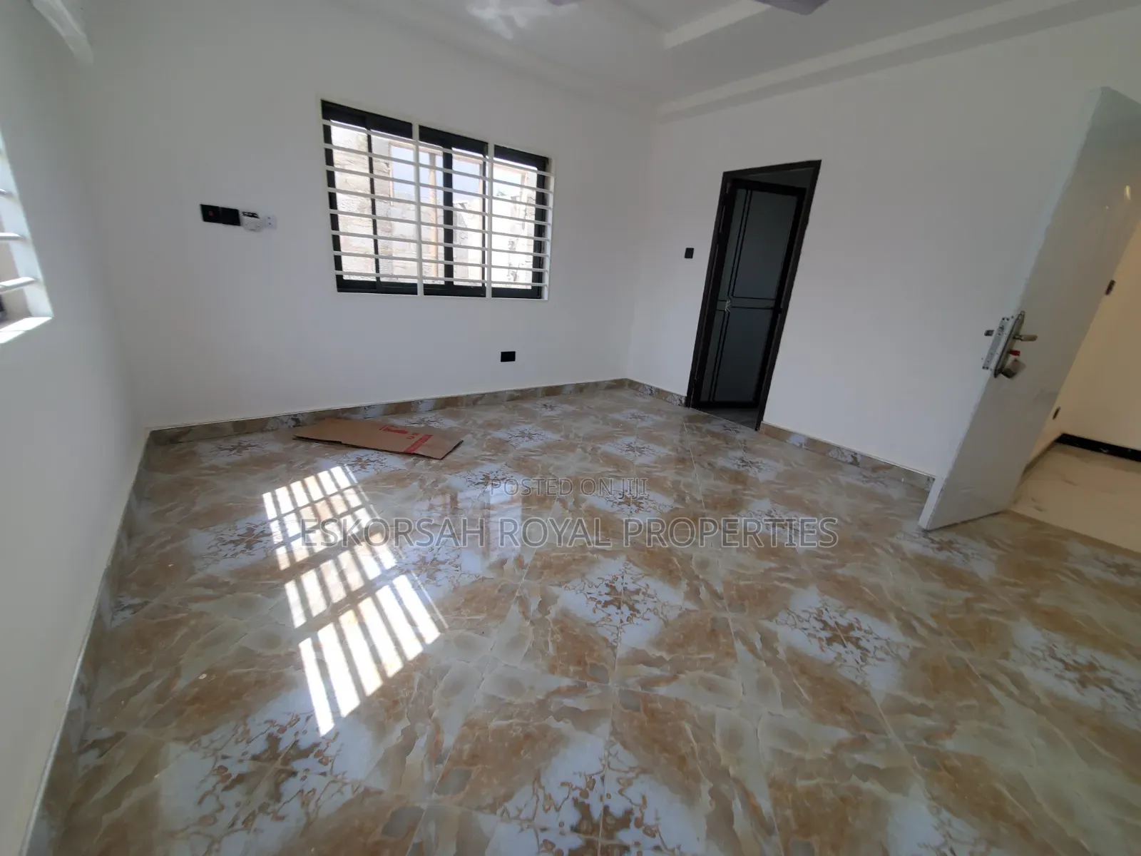 3bdrm House in Kwabenya  Acp for sale