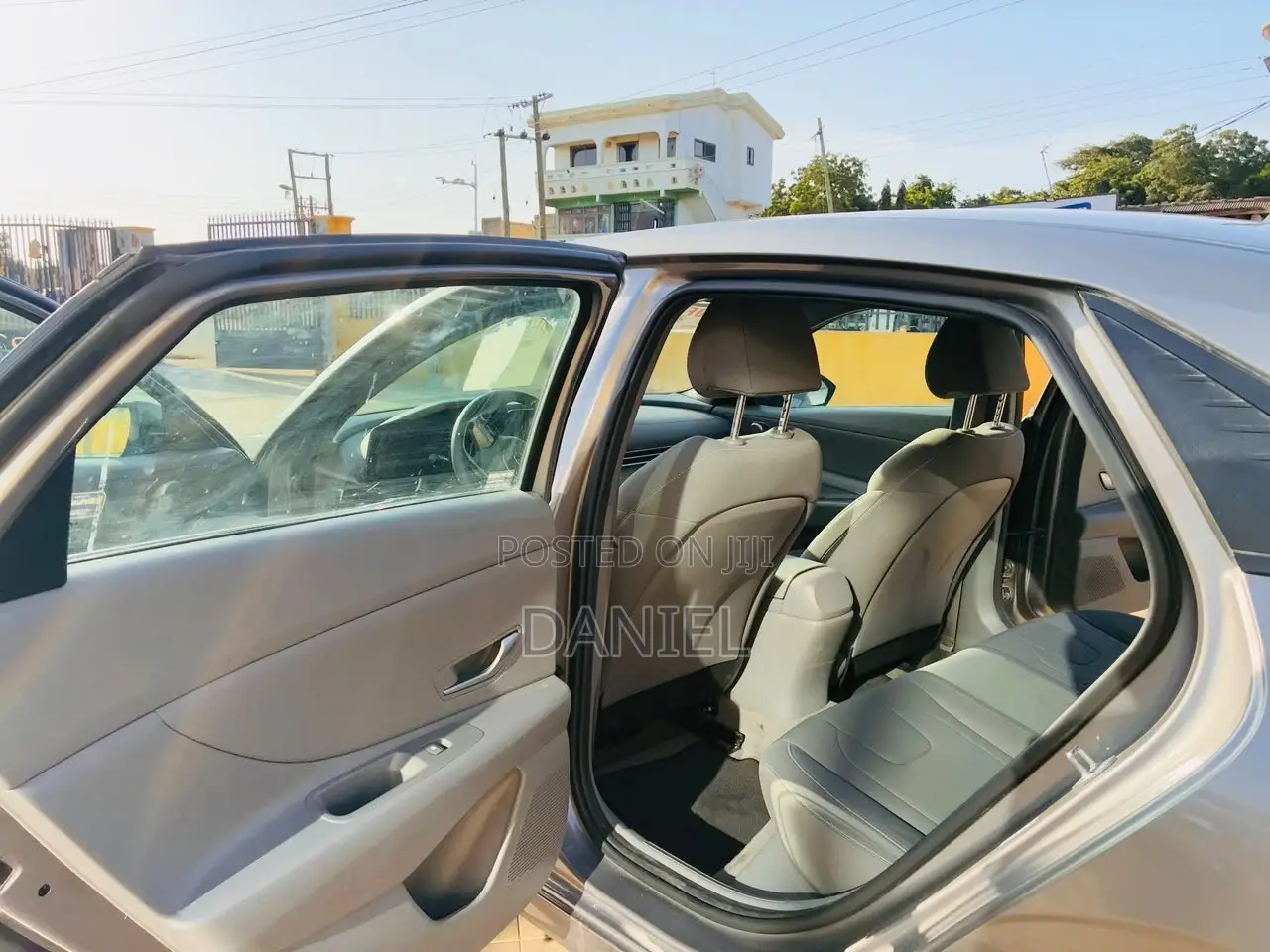 Hyundai Elantra SEL 2023 Gray