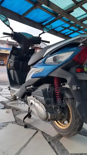 Piaggio Scooter 2026 Blue