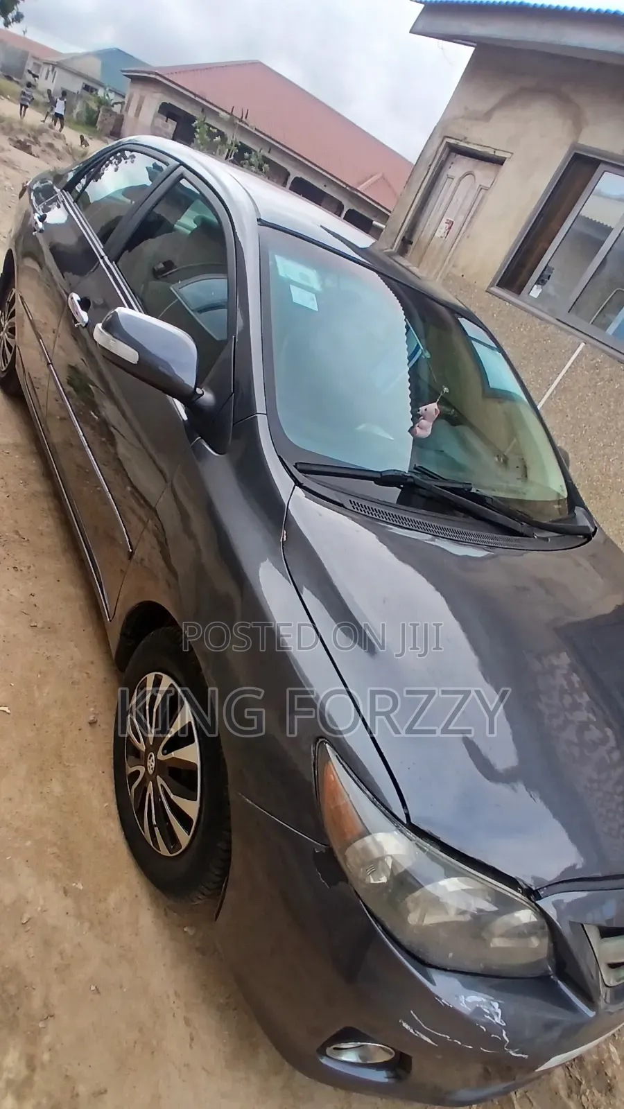 Toyota Corolla LE 4dr Sedan (1.8L 4cyl 4A) 2011 Gray