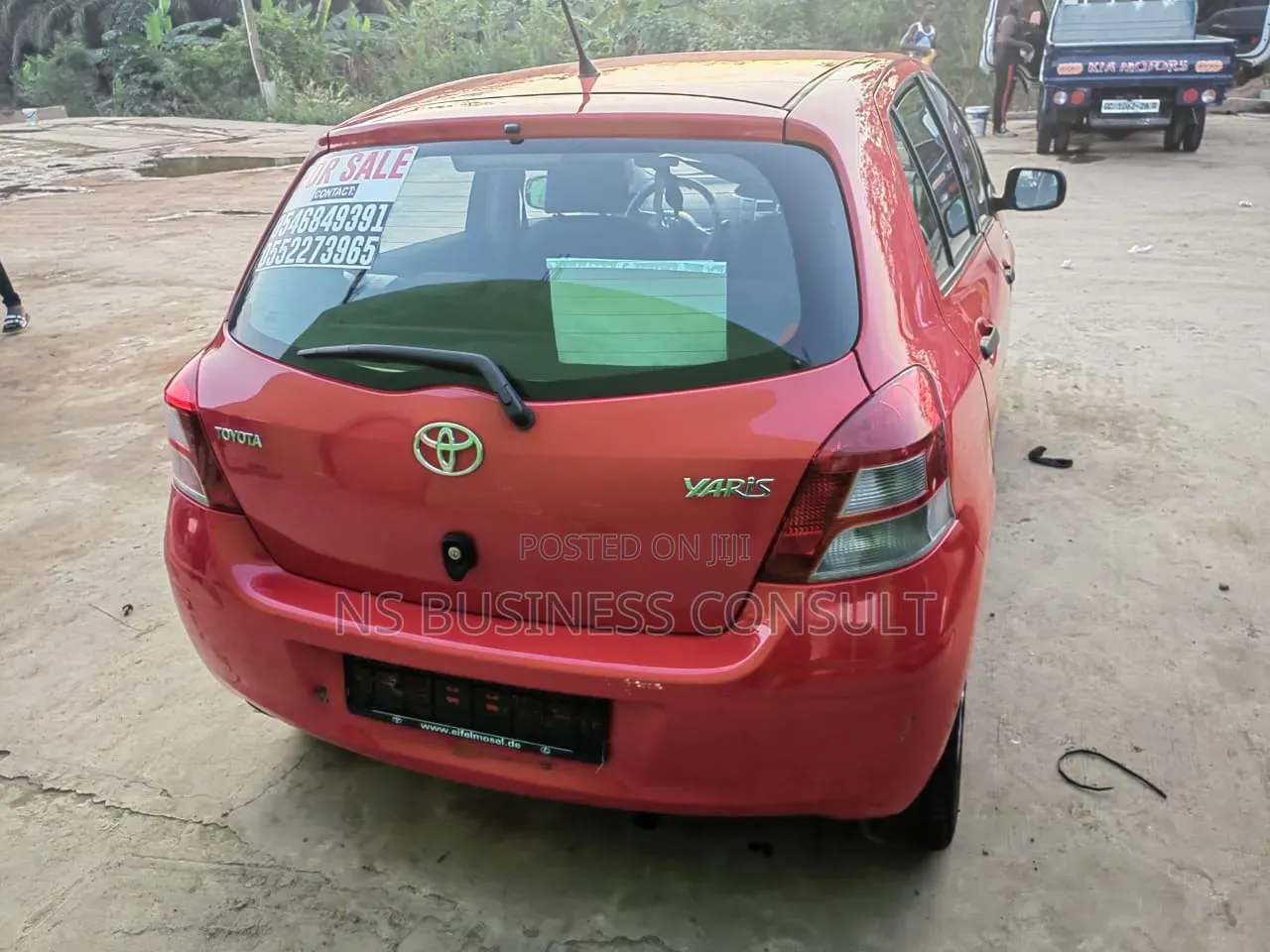 Toyota Yaris 2010 Red