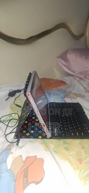 New Tablet 1 TB Orange