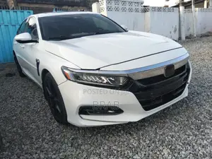 Honda Accord 2018 White