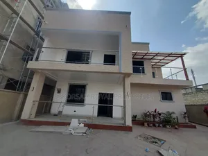 5bdrm House in Kwabenya Acp for sale
