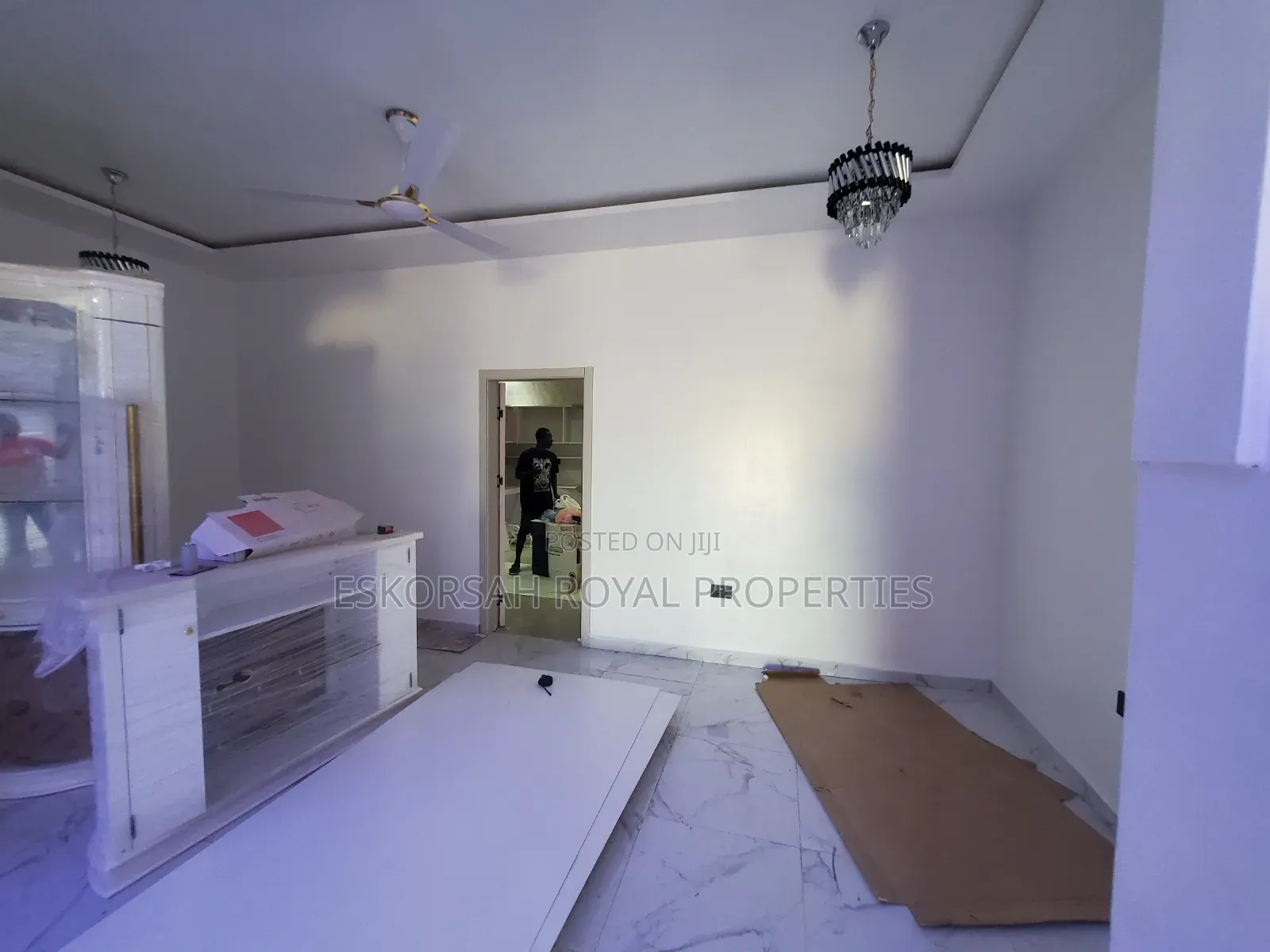 5bdrm House in Kwabenya Acp for sale