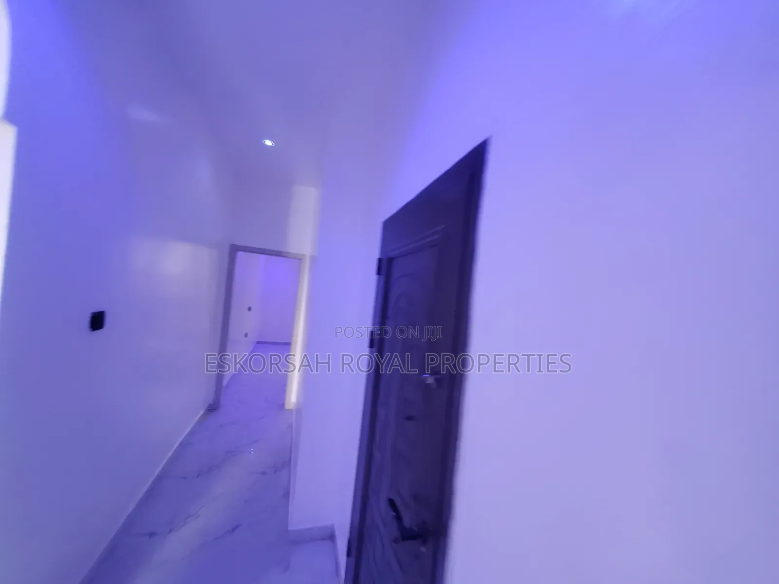5bdrm House in Kwabenya Acp for sale