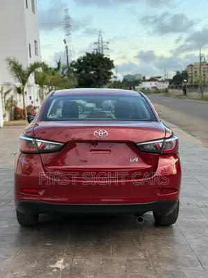 Toyota Yaris iA 1.5 FWD 2017 Red