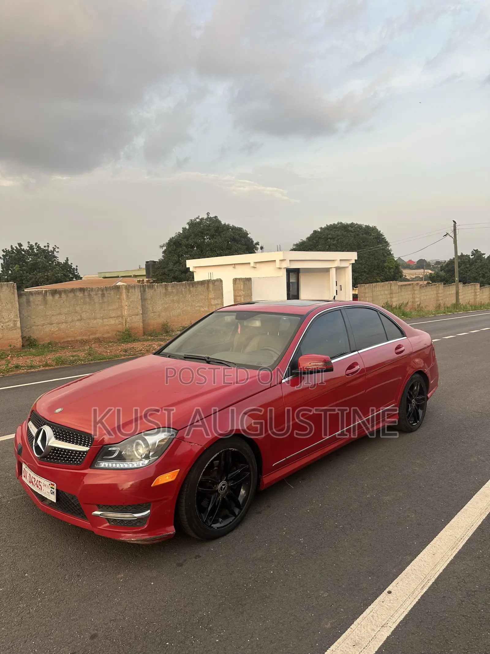 Mercedes-Benz C250 2013 Red