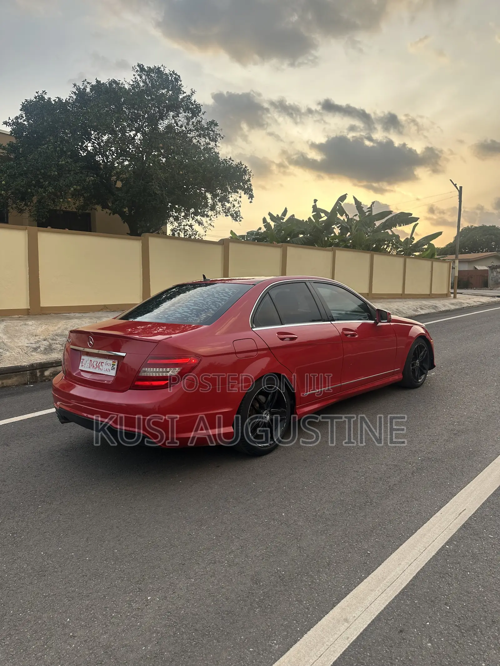Mercedes-Benz C250 2013 Red