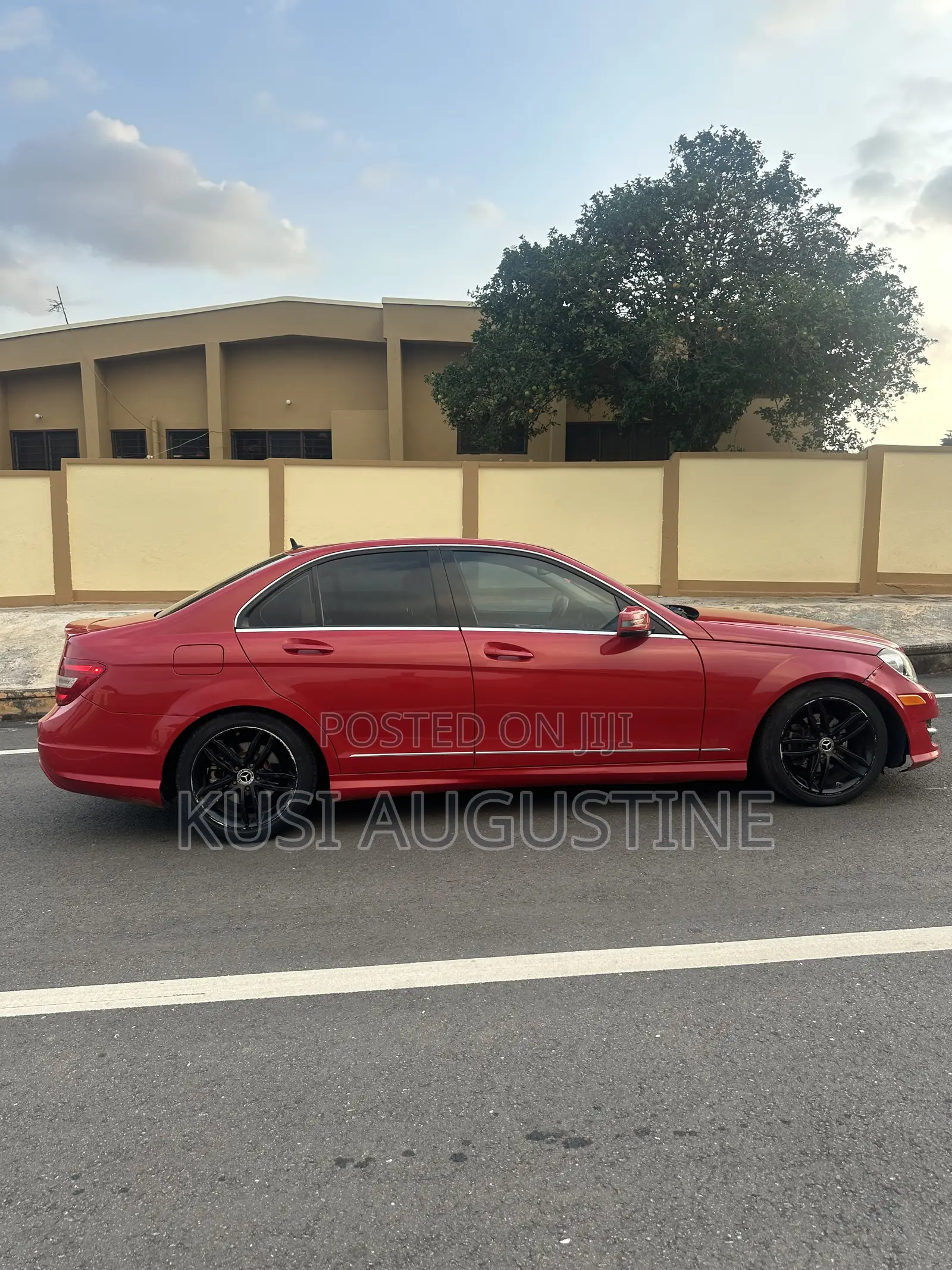 Mercedes-Benz C250 2013 Red