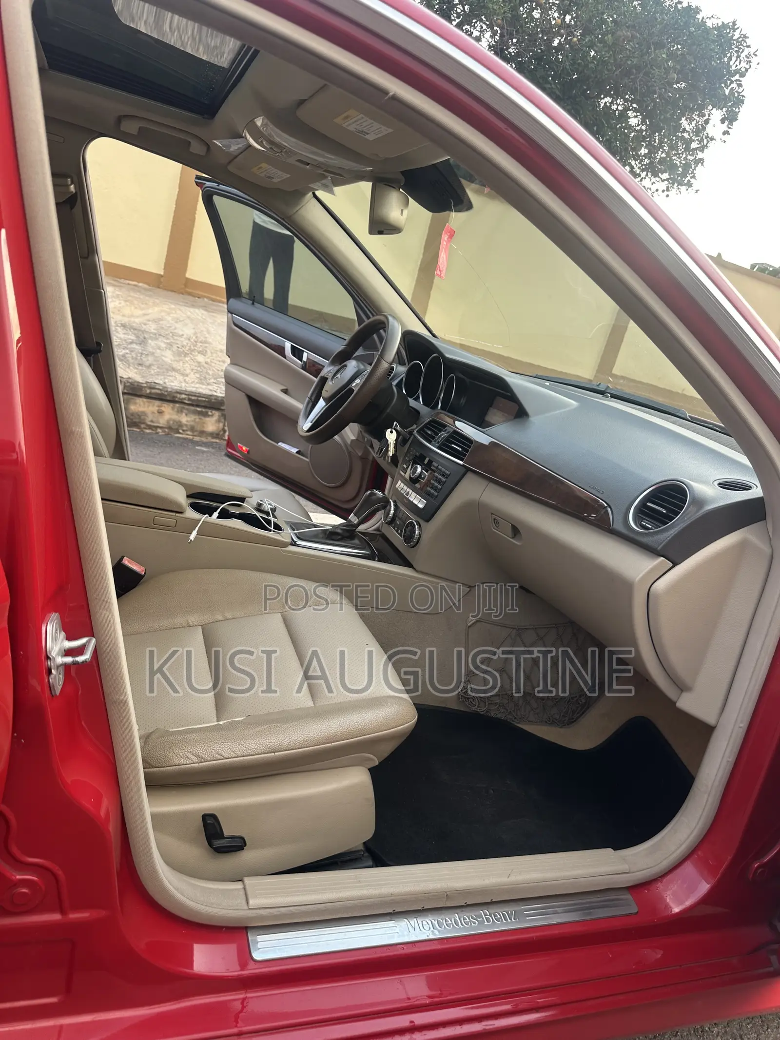 Mercedes-Benz C250 2013 Red