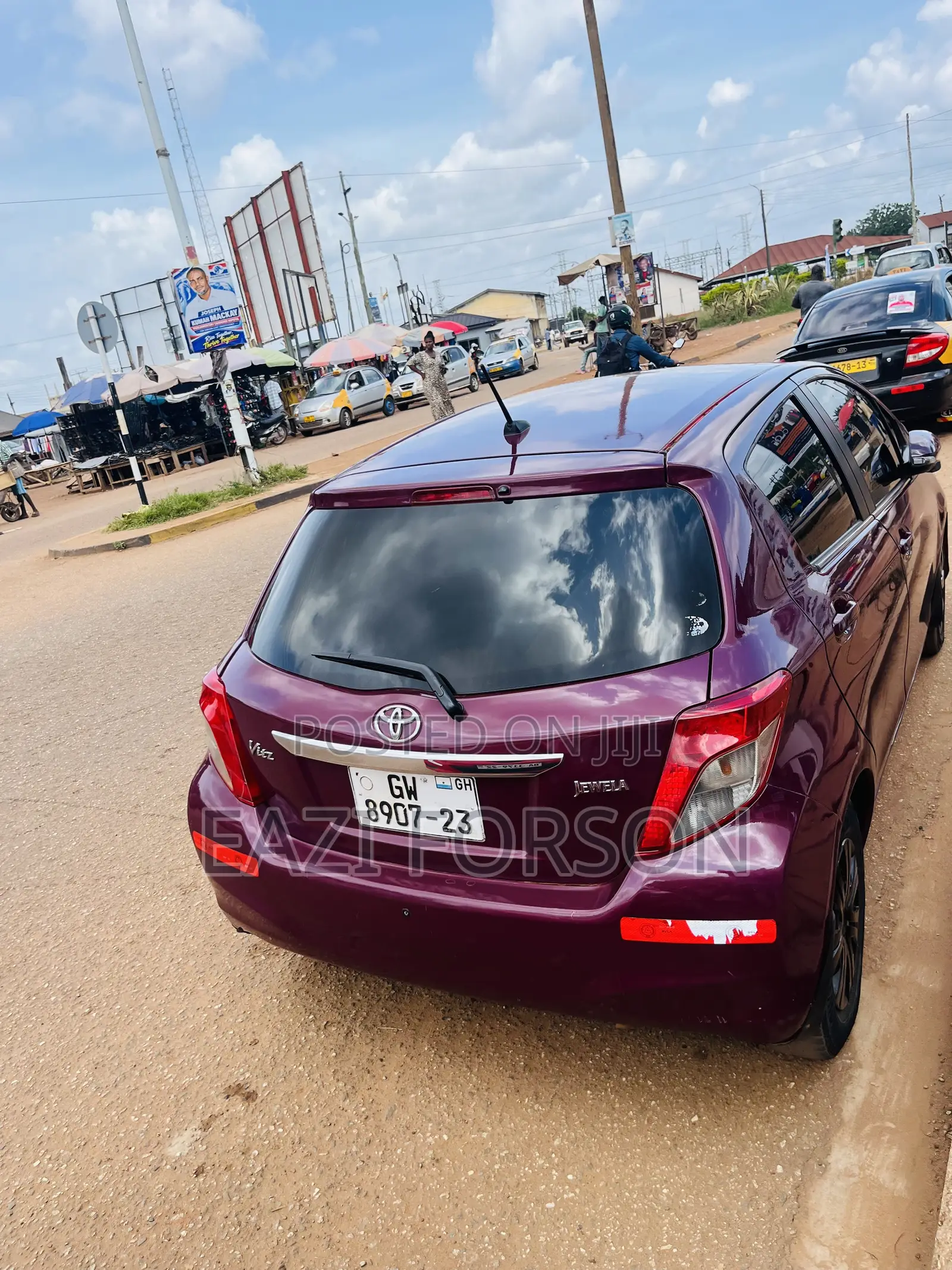 Toyota Vitz 1.0 FWD 3dr 2013 Purple