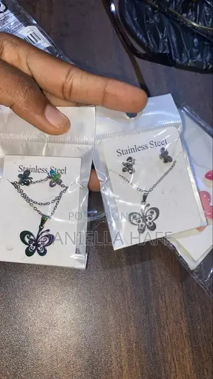 Ladies Necklace