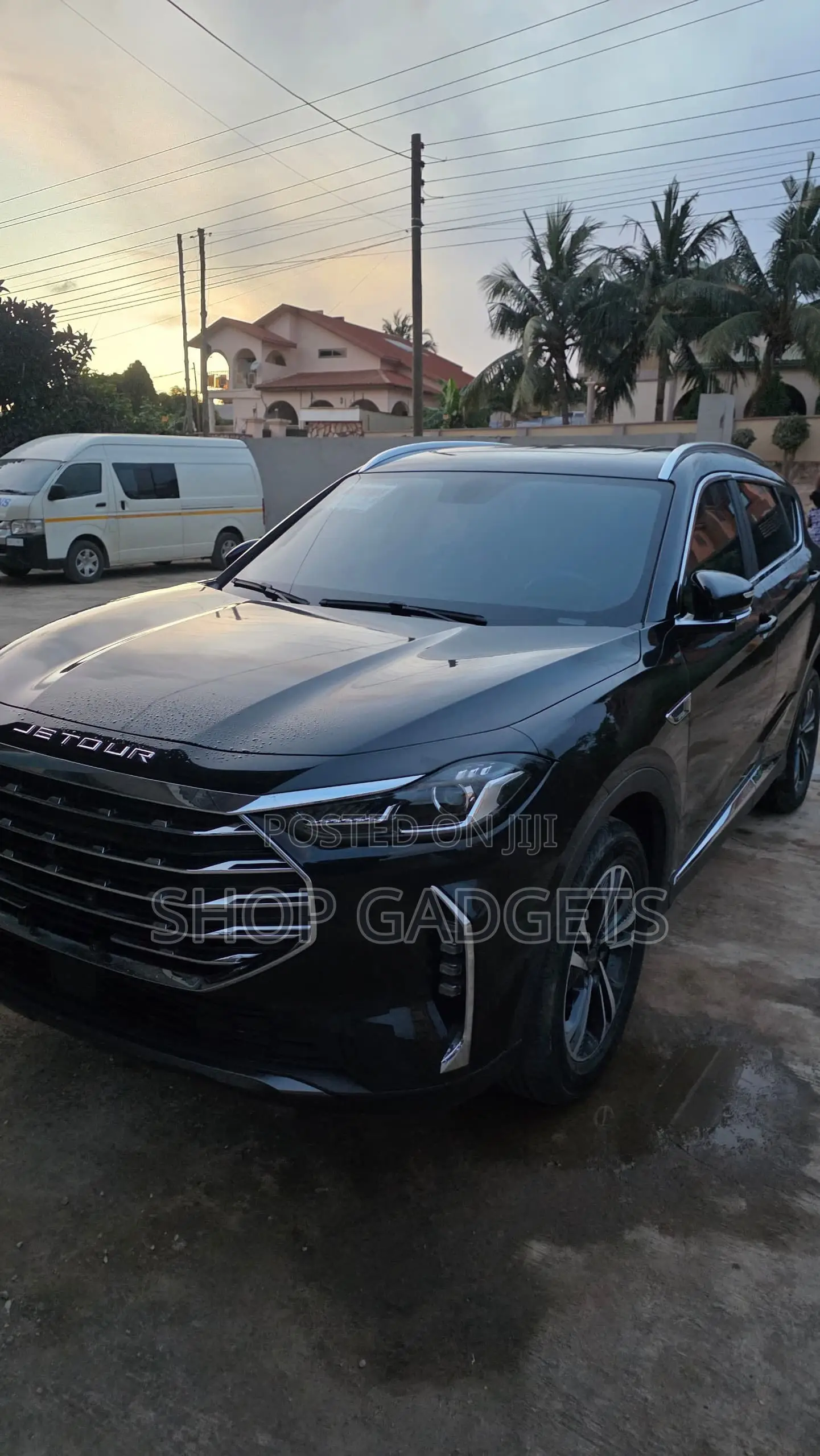 Jetour X70 Plus 1.5 7-Seater FWD 2021 Black
