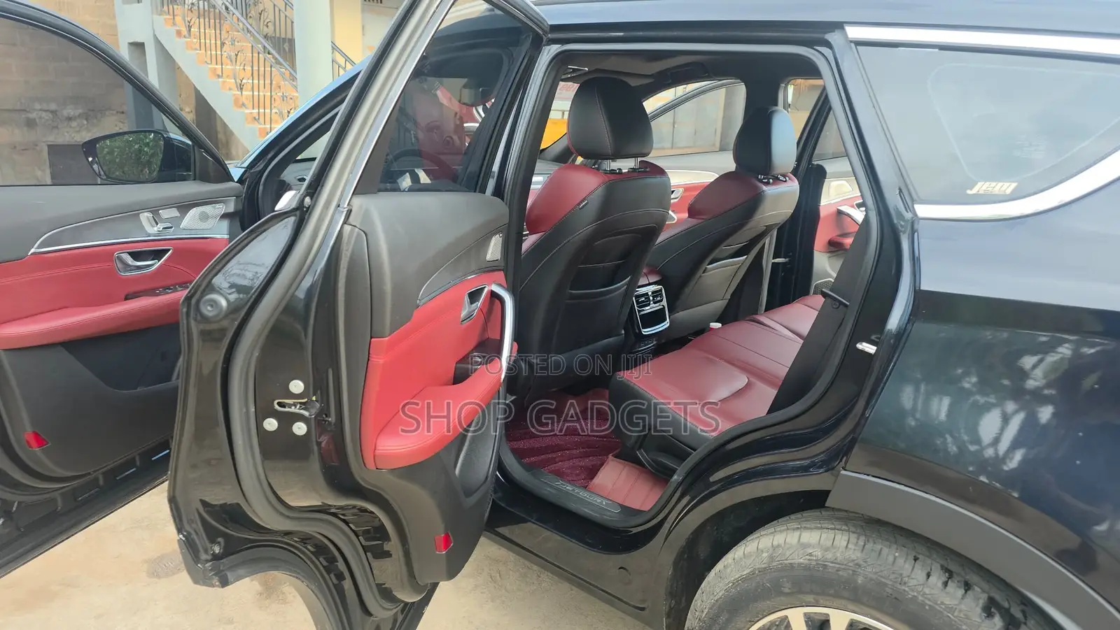 Jetour X70 Plus 1.5 7-Seater FWD 2021 Black