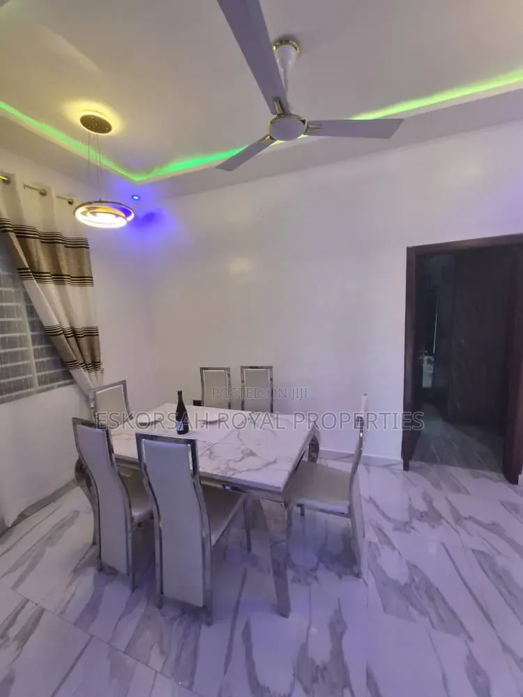 4bdrm House in Kwabenya Acp for sale